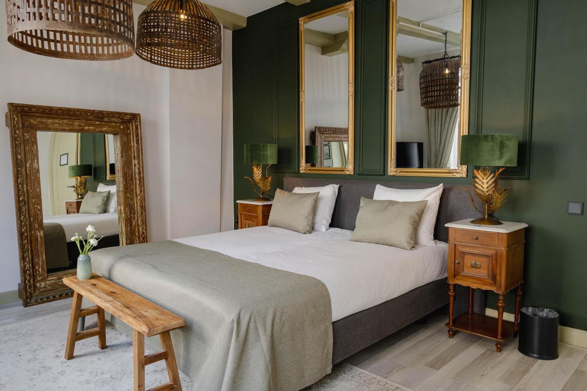 Grand Boutique Hotel-restaurant Vermeer 4*